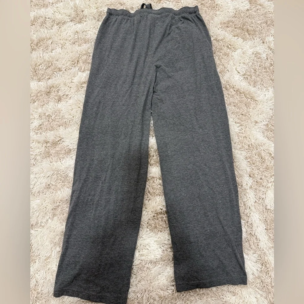 Box Lunch Star Wars Mandalorian Baby Yoda Heather Gray Lounge Pants